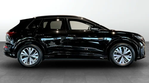AUDI Q4 45 E TRON 45 quattro Business Tøff SUV med quattro firehjulstrekk