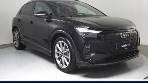 AUDI Q4 45 e-tron 45 quattro - S-line, 360.kam, Krok, Navi