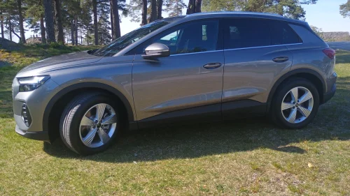 AUDI Q4 45 e-tron Kupp! Quattro Sport Edition Plus, Som ny, Masse utstyr