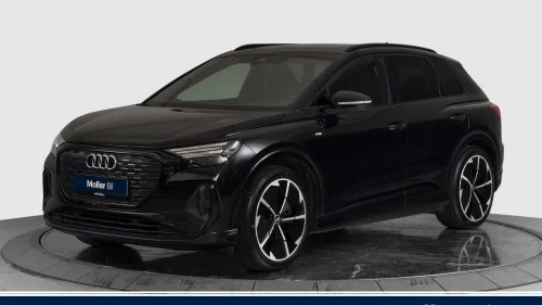 AUDI Q4 40 e-tron 40 *AR-HUD/El.sportsseter/H.feste/Panorama*