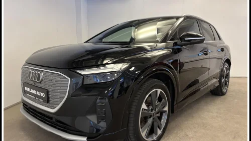 AUDI Q4 40 E TRON 40 ACC Kamera Krok 20" EL.Bakluke Carplay Ny EU/Service