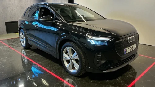 AUDI Q4 45 E TRON Q4 e-tron 45 QUATTRO BUSINESS+SORT OPTIKK+SONOS+KROK