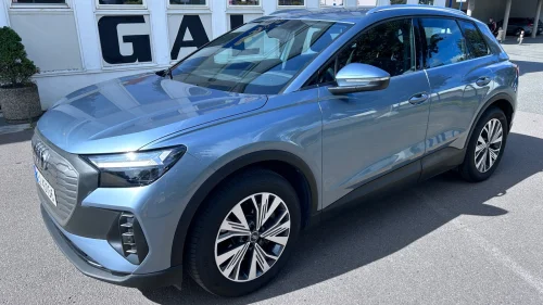 AUDI Q4 45 e-tron 45 quattro Edition Plus / Helskinn / Sonus Lyd