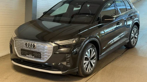 AUDI Q4 50 E TRON Q4 50 E TRON / Mye utstyr / Tar innbytte
