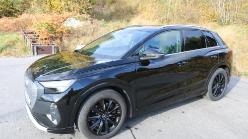 AUDI Q4 50 E TRON 50 Quattro - Sonos - Sportsseter - og krok m.m.