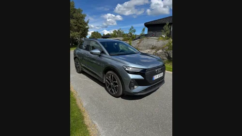 AUDI Q4 50 E TRON 50 quattro Advanced