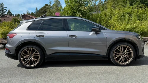 AUDI Q4 50 E TRON 50 Quattro Edition One