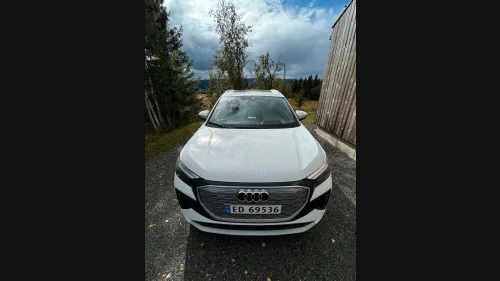 AUDI Q4 50 E TRON 50 etron Adv. Business plus/s-line/pano/head-up