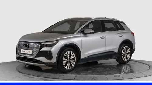 AUDI Q4 50 E TRON Q4 50 e-tron quattro - R.kam, HUD, Sonos, Krok, Sline