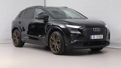 AUDI Q4 50 E TRON 50 Quattro/H-feste/ryggek/Sort optikk/22"/20"/LEDBAR