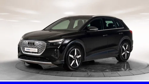 AUDI Q4 50 E TRON 50 e-tron quattro - Sonos, 360Kam, Krok