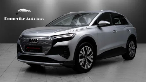 AUDI Q4 50 E TRON 50 Q Adv. Business // ACC, Krok, Kamera, CarPlay++