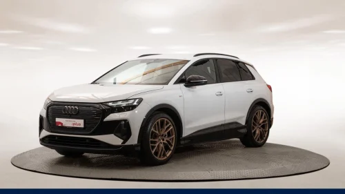 AUDI Q4 55 e-tron 55 quattro Edition S line Hengerfeste, SONOS, LedMatrix