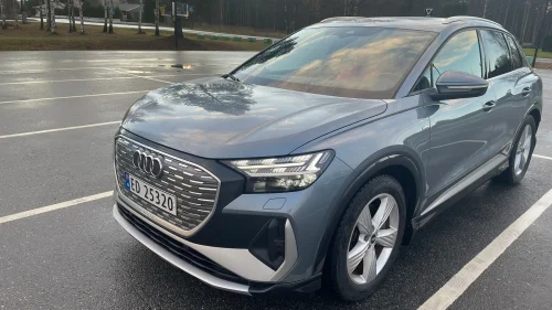 AUDI Q4 50 E TRON 50 Quattro, Head-up, S-line, SONOS, LED-Matrix