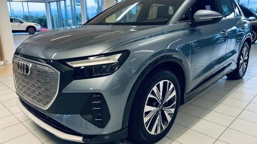 AUDI Q4 50 E TRON 50, 4x4, El. krok, El. sportsseter, Sonos, ACC, Kamera
