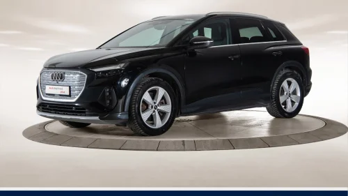 AUDI Q4 50 E TRON Q4 50 e-tron quattro - SONOS, R.Kam, LED, Krok, ACC