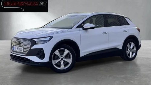 AUDI Q4 45 E TRON 45 Quattro 480KM // Sonos, Acc, Head-Up, Ratt.V, ++