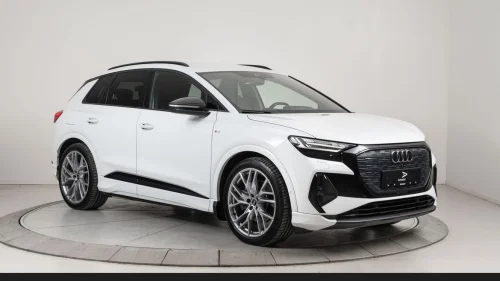 AUDI Q4 50 E TRON 50 quattro | S-LINE | MATRIX | ACC | KROK | KAMERA