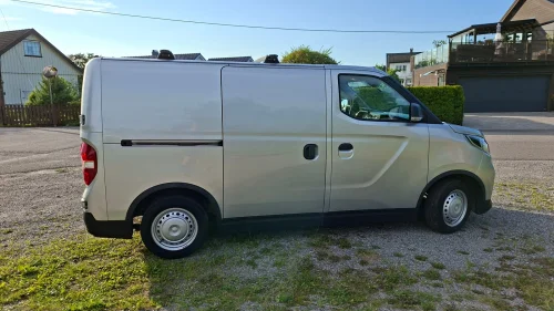MAXUS e-DELIVER 3 SWB 4,8 m3 52,5 kWh 122hk