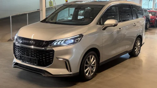 MAXUS EUNIQ 5 Elektrisk - 177 HK - 7 seter - Skinn - Tar innbytte