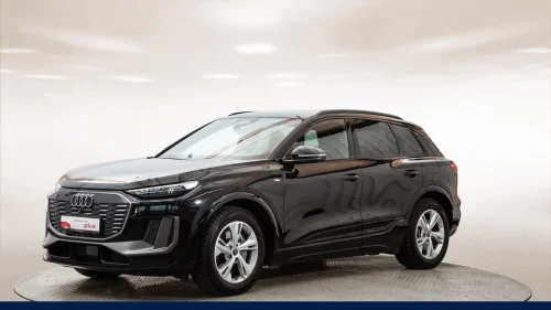 AUDI Q6 SUV e-tron quattro QUATTRO TECH PRO 25 Hengerfeste, navi, Led Matrix ++