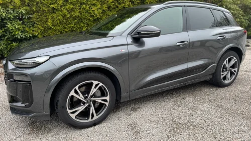 AUDI Q6 SUV e-tron quattro Tech Pro Luftfjæring Massasje B&O Premium 2XS line