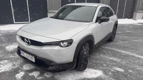 MAZDA MX-30 First Edition, mye utstyr, lav km