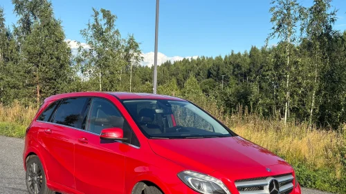 MERCEDES-BENZ B 250 e Electric Drive