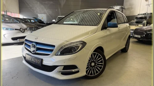 MERCEDES-BENZ electric drive | Navi | CC| R.Kamera| NYE Vinter|Ny EU|12 mnd garanti