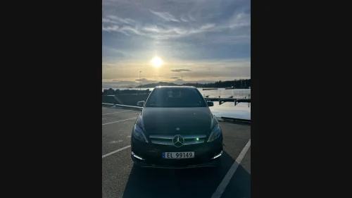 MERCEDES-BENZ B 250 e Electric Drive