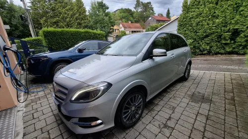 MERCEDES-BENZ B 250 e Electric Drive