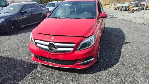 MERCEDES-BENZ B 250 e B 250 E 132KW
