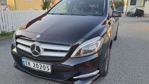 MERCEDES-BENZ B 250 e Electric Drive