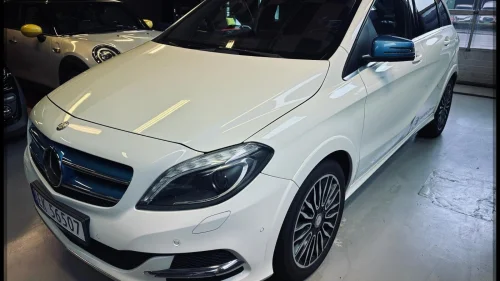 MERCEDES-BENZ B 250 e B250E/179HK/AUT/SKINN/NAVI/EU-OK 11/27!!!