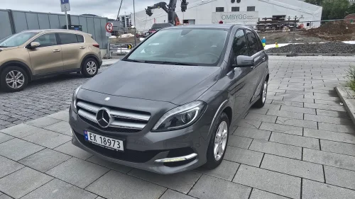 MERCEDES-BENZ B 250 e Electric 250- lav km- eu til mai 2028