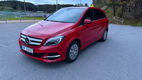 MERCEDES-BENZ B 250 e