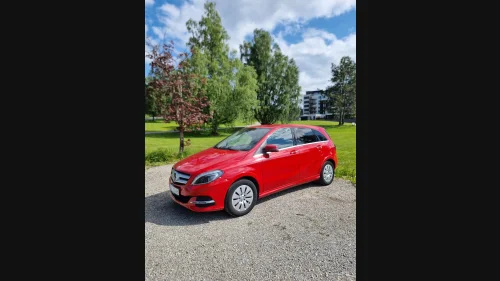 MERCEDES-BENZ B 250 e Electric Edition
