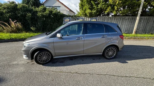 MERCEDES-BENZ B 250 e Electric Drive