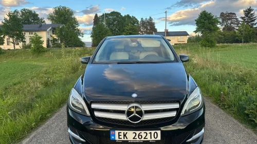 MERCEDES-BENZ B 250 e Electric Drive