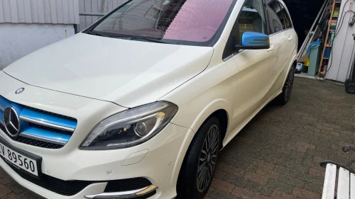 MERCEDES-BENZ B 250 e