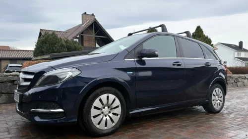 MERCEDES-BENZ B 250 e Edition