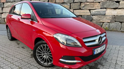 MERCEDES-BENZ B 250 e Edition
