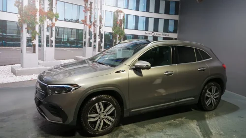 MERCEDES-BENZ EQA 350 4MATIC 350 4Matic AMG / Spesielt velutstyrt