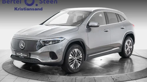 MERCEDES-BENZ EQA 300 4MATIC 4Matic | 2027 modell | Hengerfeste | Memory