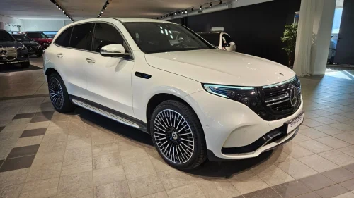 MERCEDES-BENZ EQC 400 4MATIC 4 MATIC - Velutstyrt pen bil!