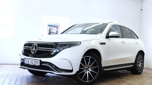 MERCEDES-BENZ EQC 400 4MATIC 400 4MATIC AMG SOLTAK+BURMESTER+ACC+KROK+NAVI+KAMERA