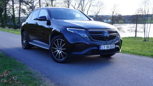 MERCEDES-BENZ EQC 400 4MATIC 4MATIC 2XAMG/ BURMESTER/KROK/Skinn/360kam/ Keyless/ LED