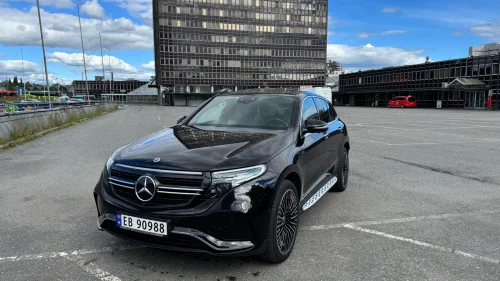 MERCEDES-BENZ EQC 400 4MATIC 4MATIC AMG | 1 EIER | LAV KM | UTSTYR++ | GARASJEHOLDT