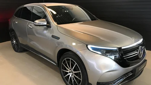 MERCEDES-BENZ EQC 400 4MATIC 400 4MATIC AMG PREMIUM NAVI/360/MEMORY/HUD/20"/H.FESTE