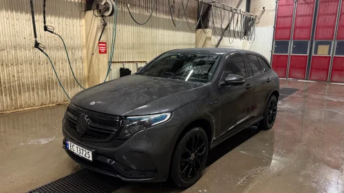 MERCEDES-BENZ EQC 400 4MATIC 400 4MATIC AMG Edition l Burmester l HUD l Sjekk utstyr